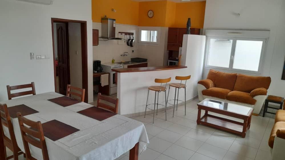 Dodoo Lodge Cotonou Eksteriør billede